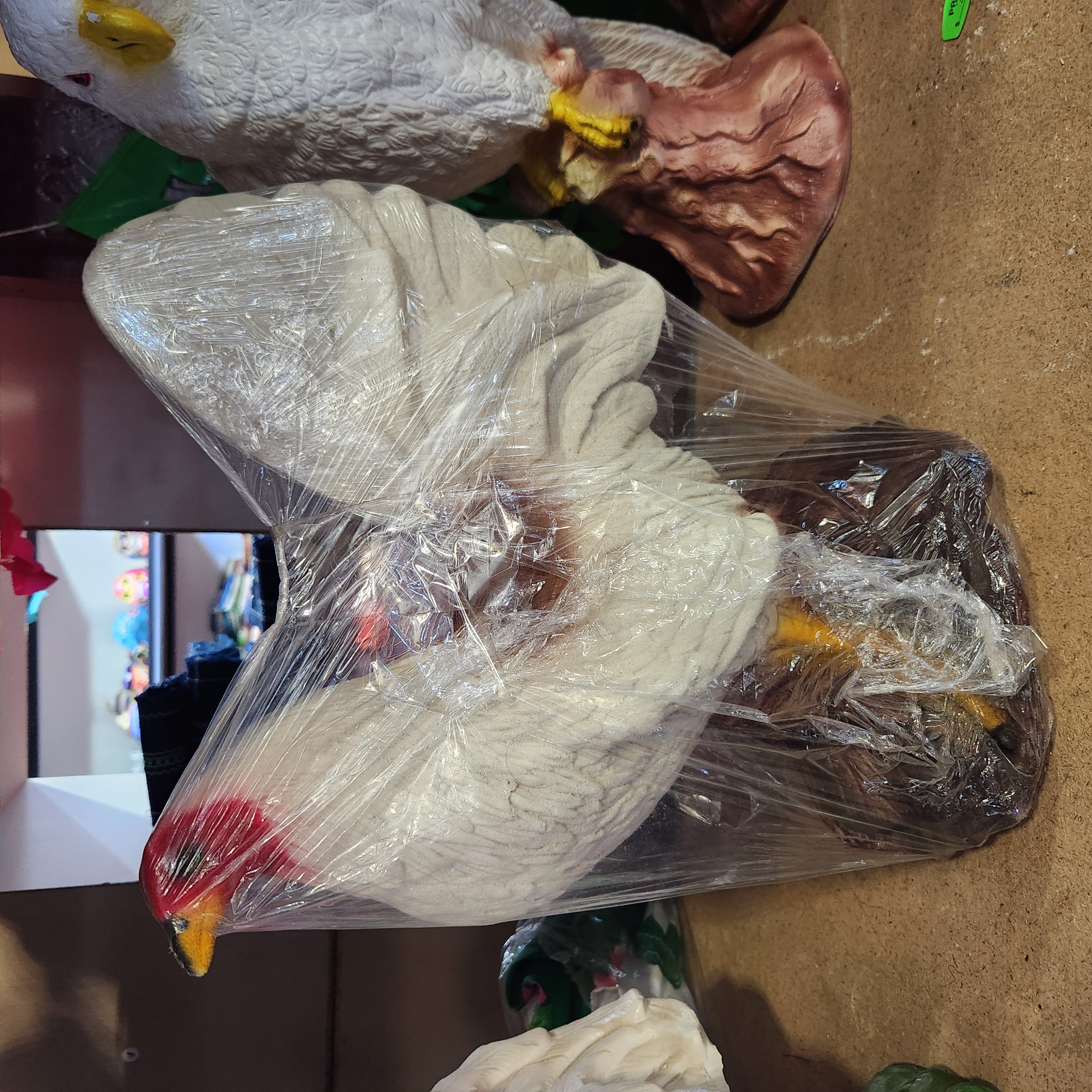 Gallina Vlanca picó rojo