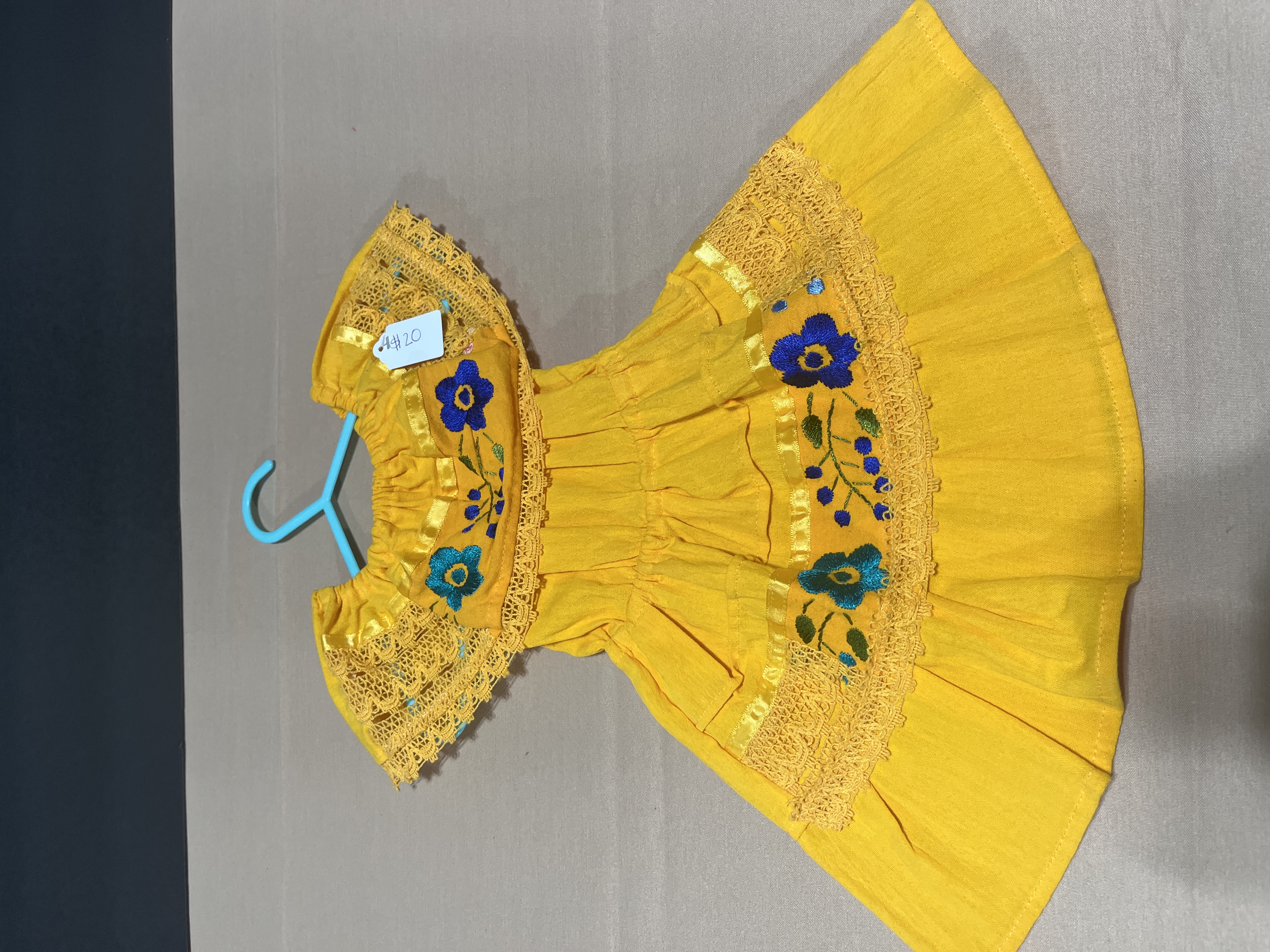 Yellow dress for a child vestido 0-1